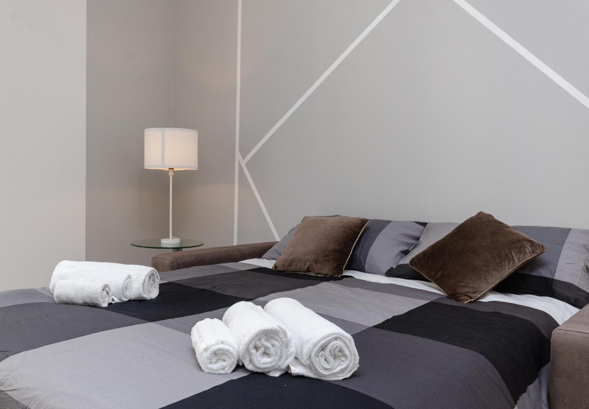Vivimihome - Vivi I Navigli Elegante E Centrale Milano Dış mekan fotoğraf