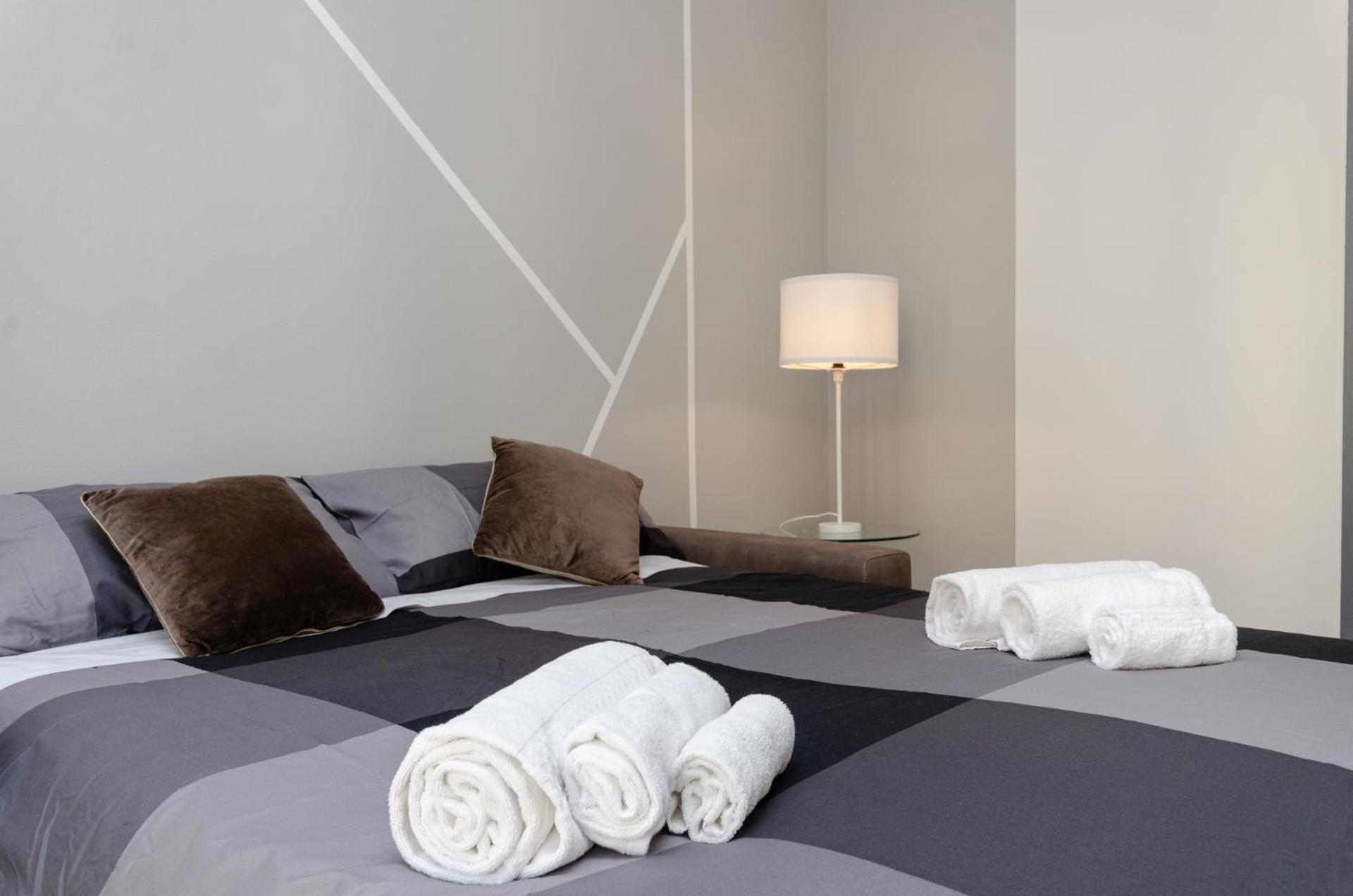 Vivimihome - Vivi I Navigli Elegante E Centrale Milano Dış mekan fotoğraf